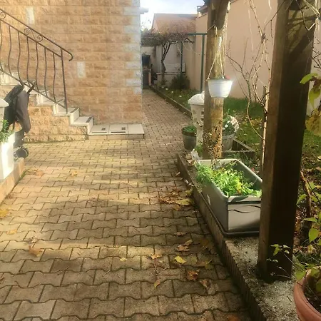 D'une A Beaune Avec Jardin Clos Et Wifi Apartment
